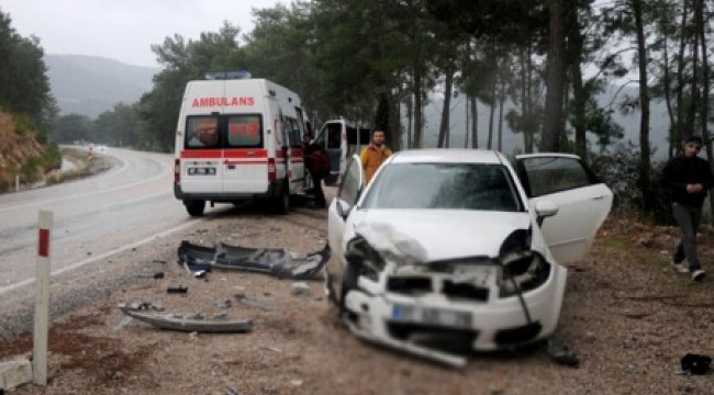 Antalya'da iki ayrı trafik kazası!